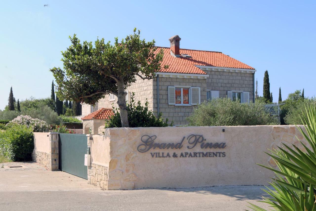 Villa Grand Pinea Čilipi Extérieur photo